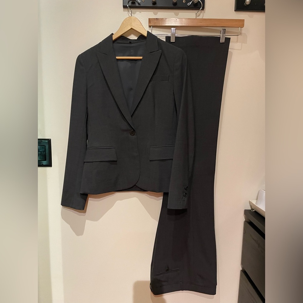 Theory Women's Black Blazer & Pants Suit Jacket Set